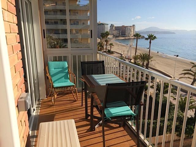 Medi Playa Primera Linea Con Piscina Calp Exterior foto