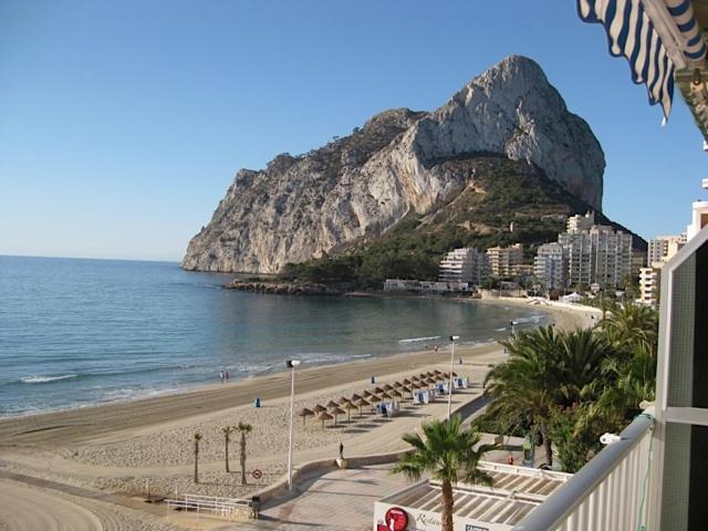 Medi Playa Primera Linea Con Piscina Calp Exterior foto